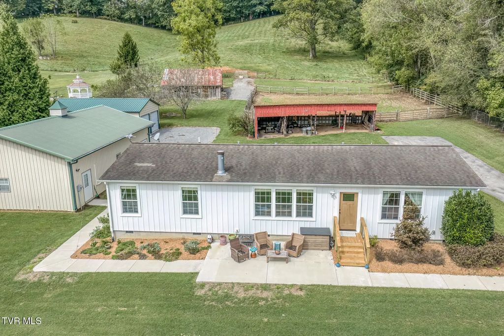 11867 Wallace Pike, Bristol