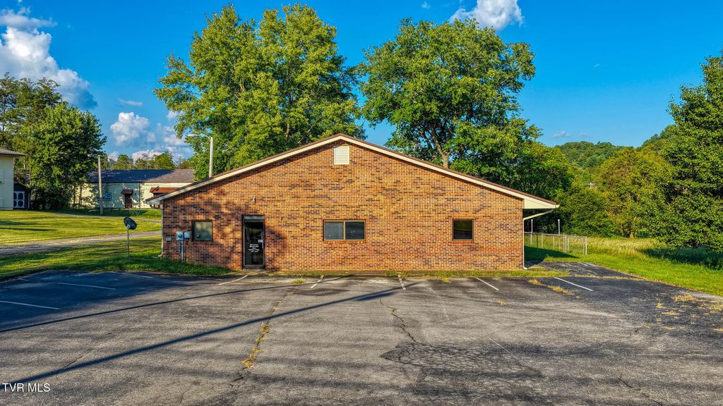 116 Burton Road, Rogersville