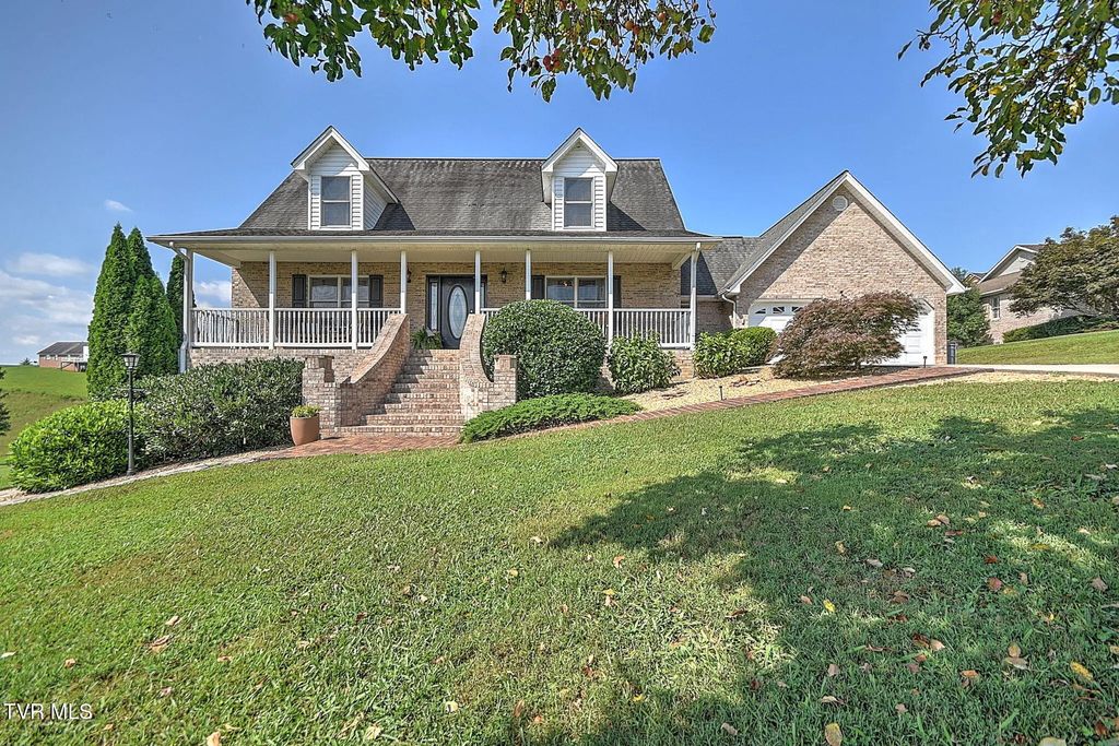 147 Richmond Avenue, Surgoinsville