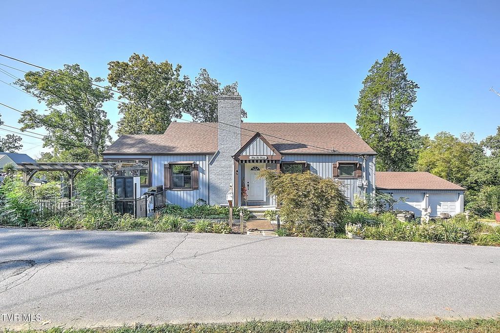 3220 Ashley Street, Kingsport