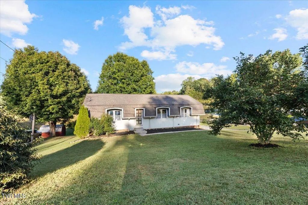 1208 Bair Vette Avenue, Johnson City