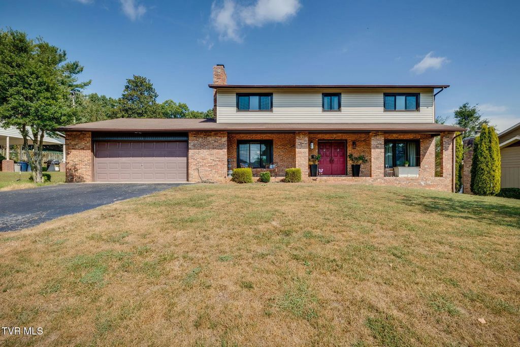 429 Oakmont Drive, Kingsport