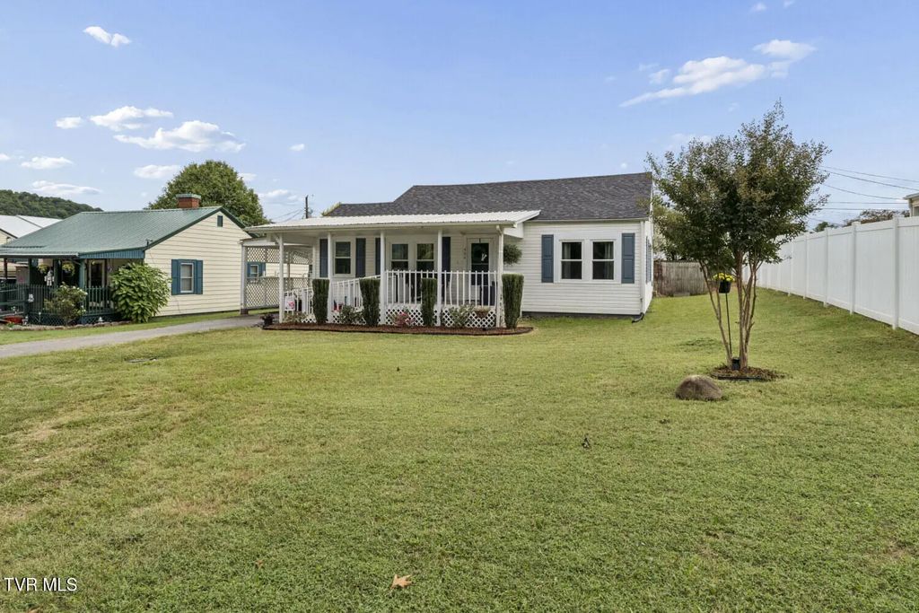 404 East C Street, Elizabethton
