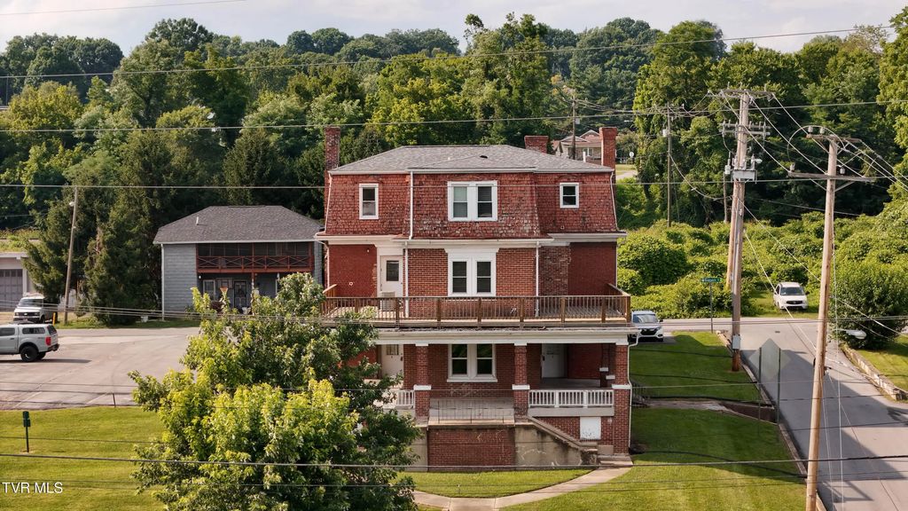 2000 Netherland Inn Road, Kingsport