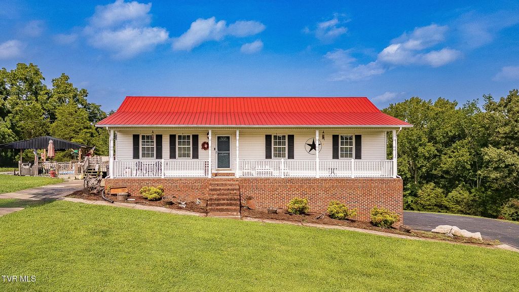 161 Phipps Street, Surgoinsville