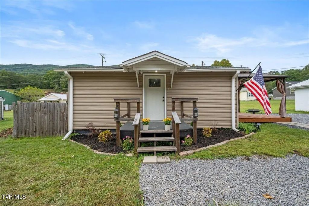 2639 Bristol Highway, Gate City