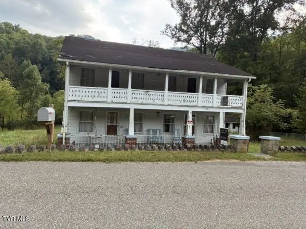 10093 Bold Camp Road, Pound