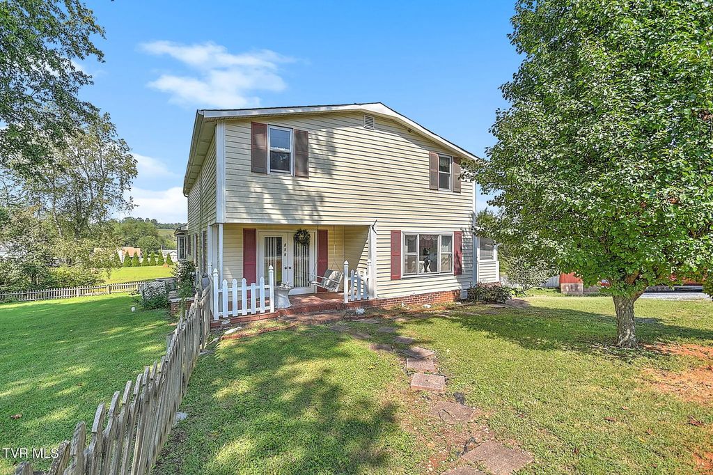 215 Bullock Hollow Road, Bristol
