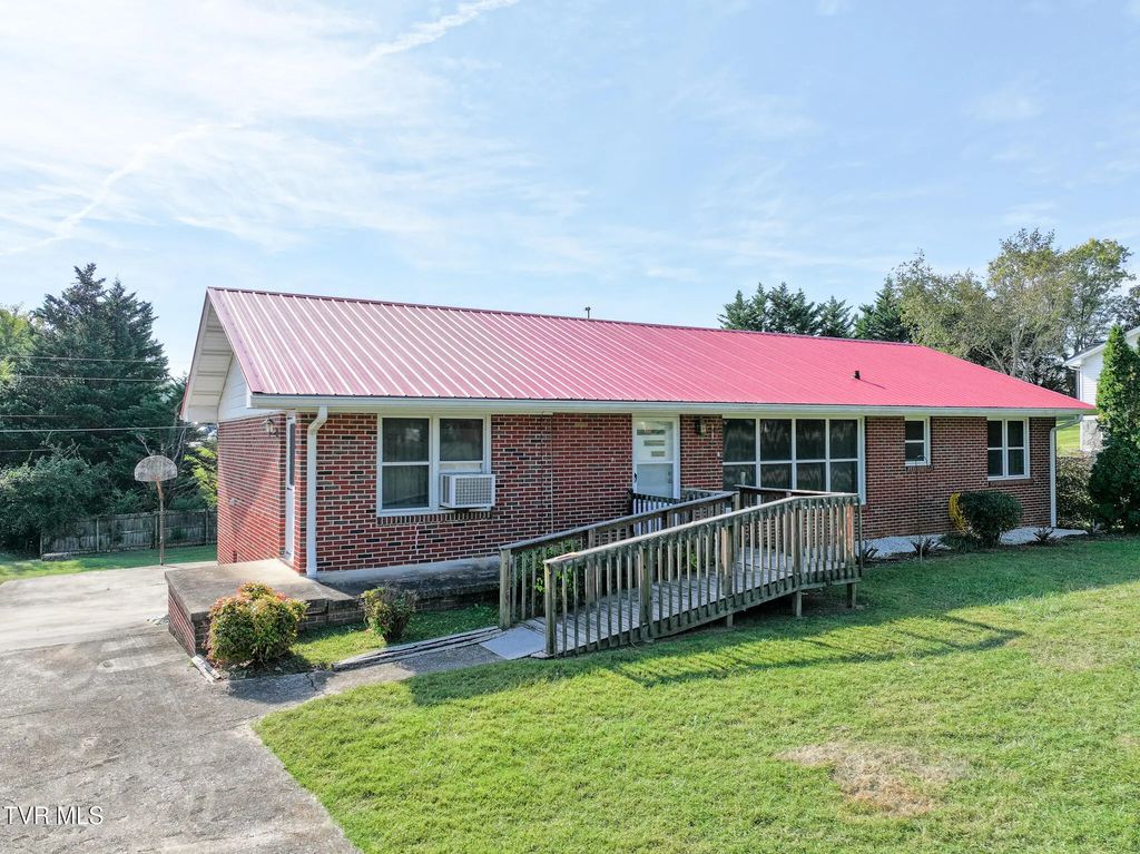 109 Idletime Drive, Greeneville