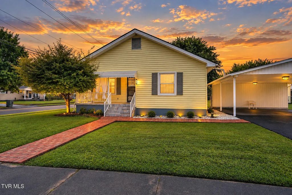 801 Hemlock Street, Elizabethton
