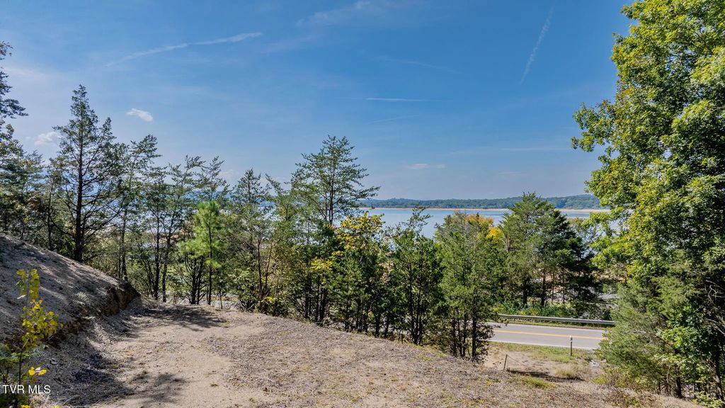 1100 Highway 25e, Newport