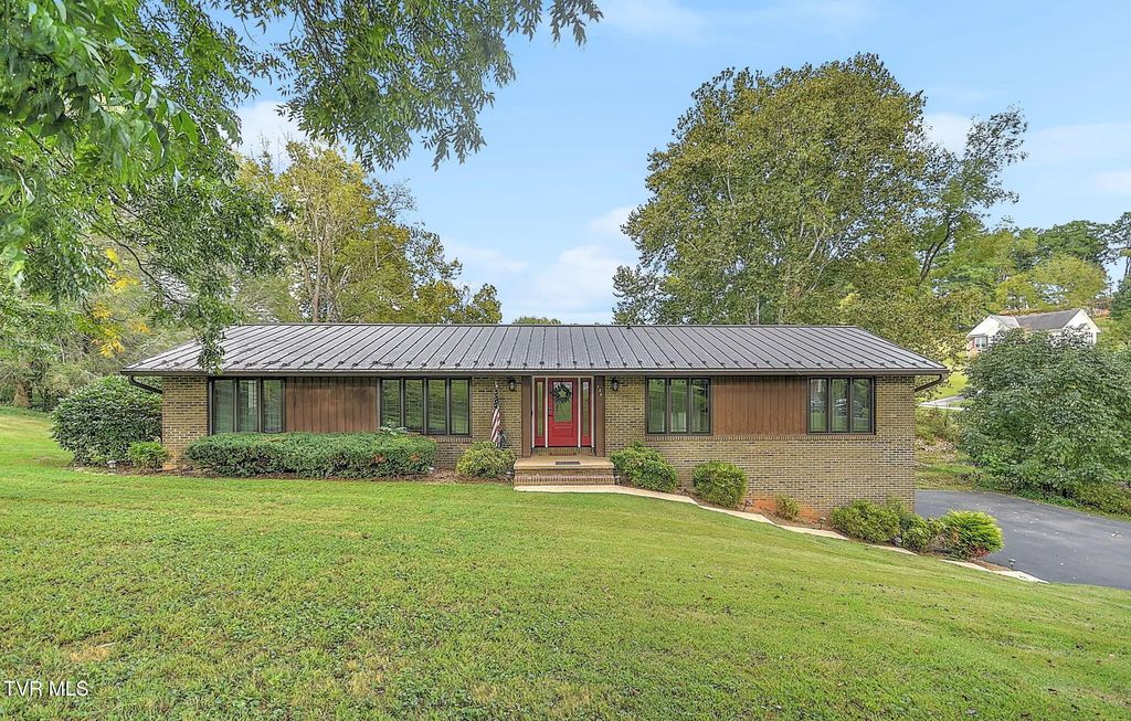 124 Cassidy Road, Kingsport