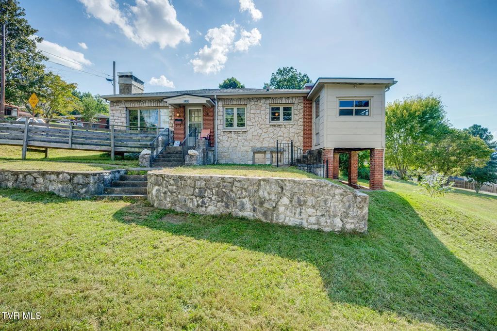 2428 Gilmore Street, Kingsport