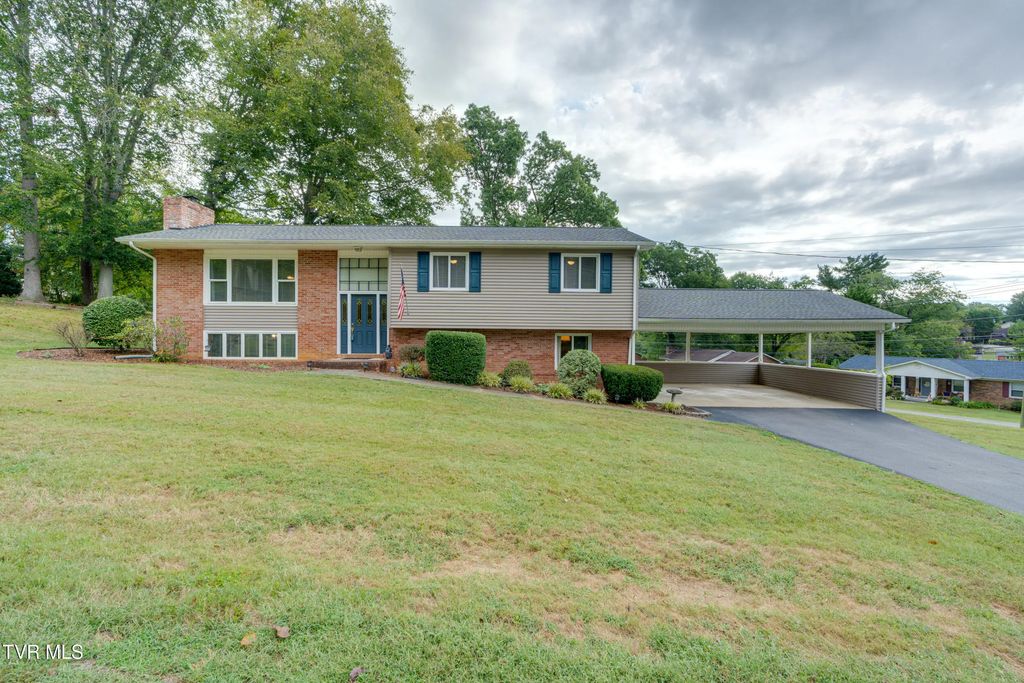 765 Greengate Road, Kingsport