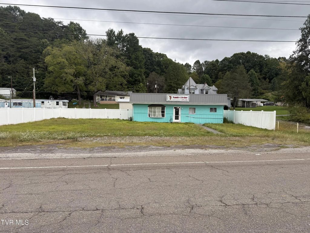 410 Southeast Quillen Avenue, Coeburn