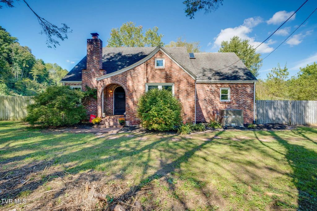 7470 Highway 67 W, Mountain City