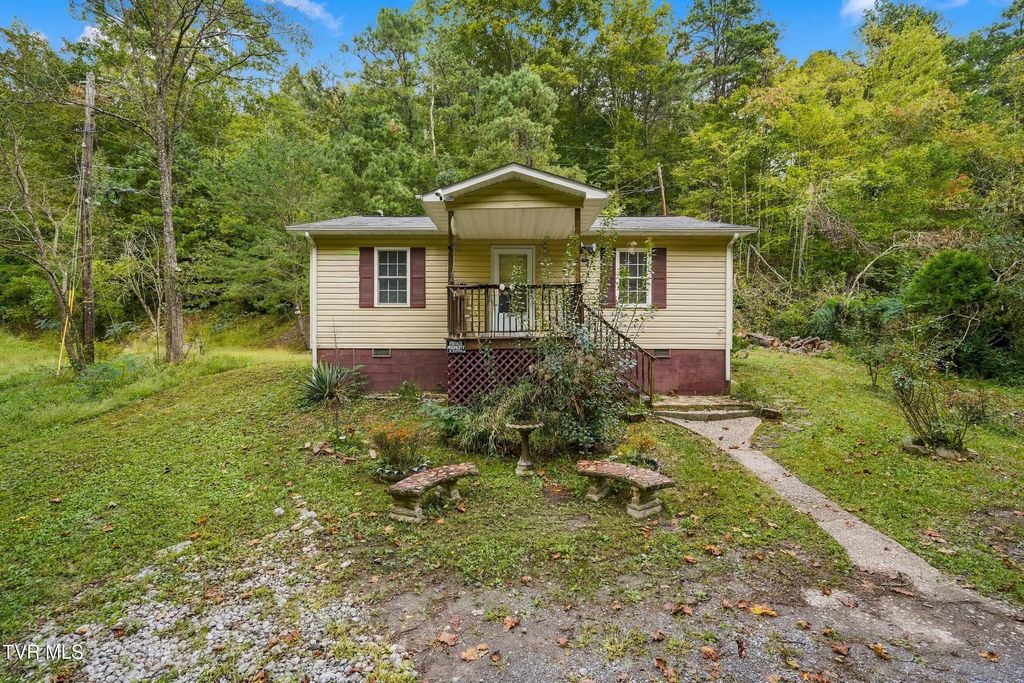 1512 Artesian Well Hollow Road, Big Stone Gap