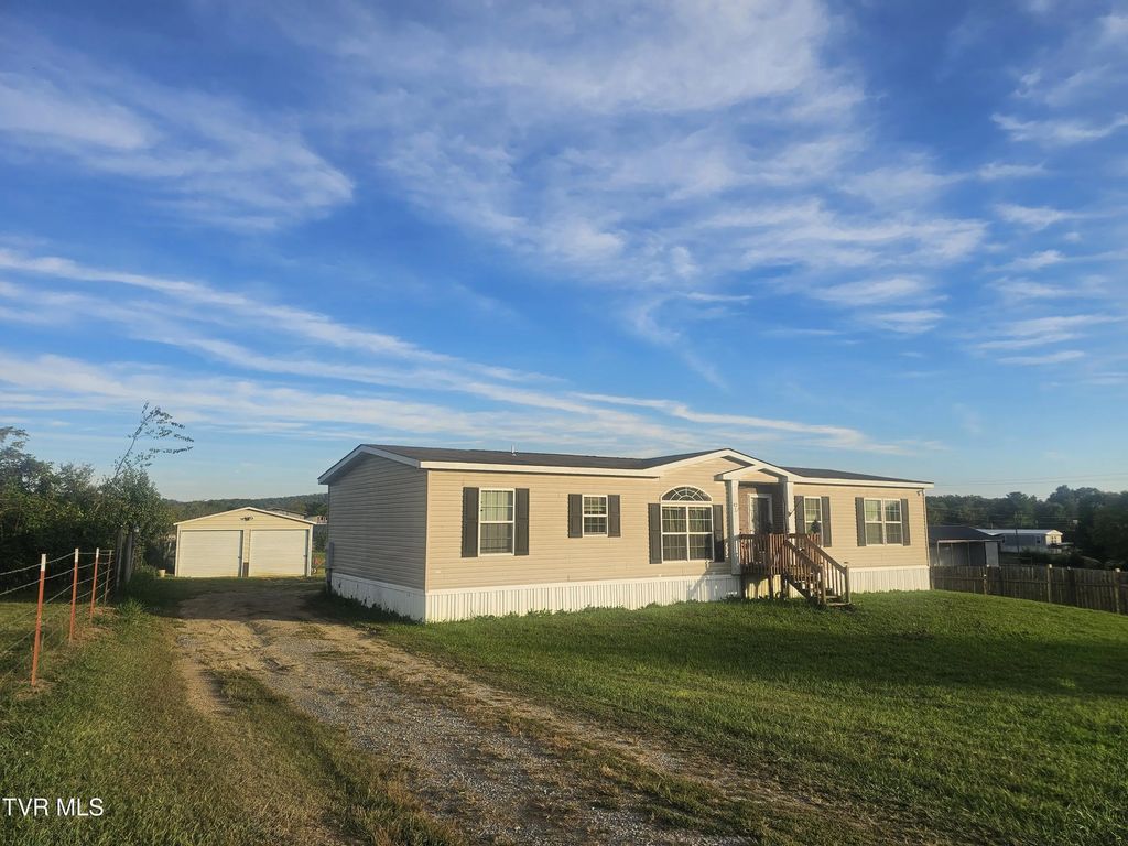 42 Wisecarver Road, Mosheim