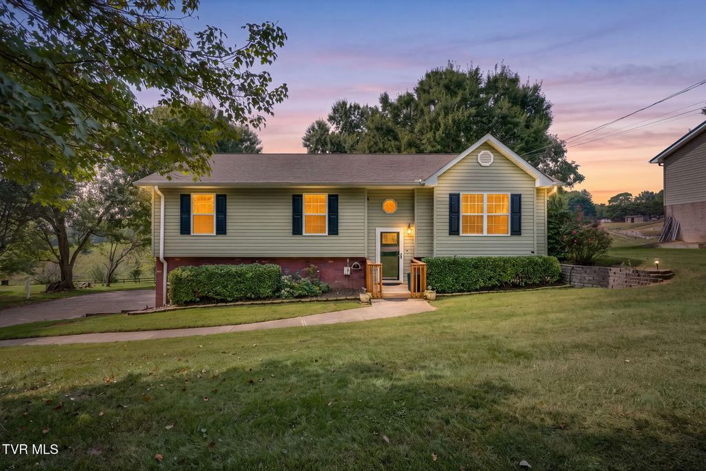 421 Old Embreeville Road, Jonesborough