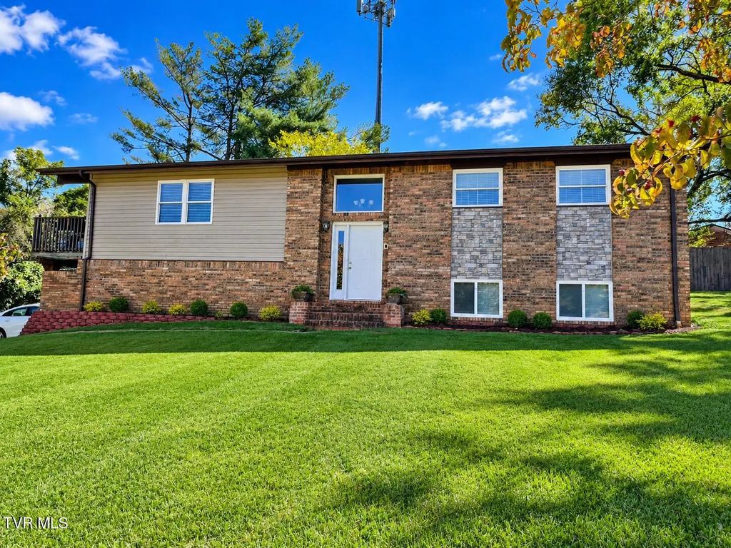 154 Locust Circle, Pennington Gap