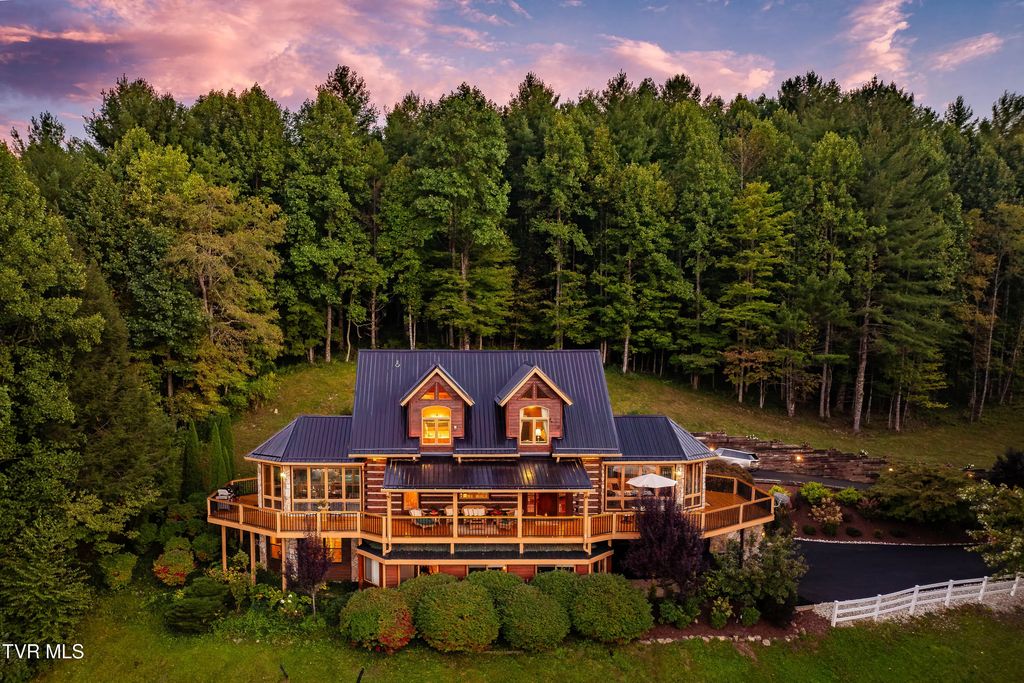 151 Jordan Lane, Mountain City
