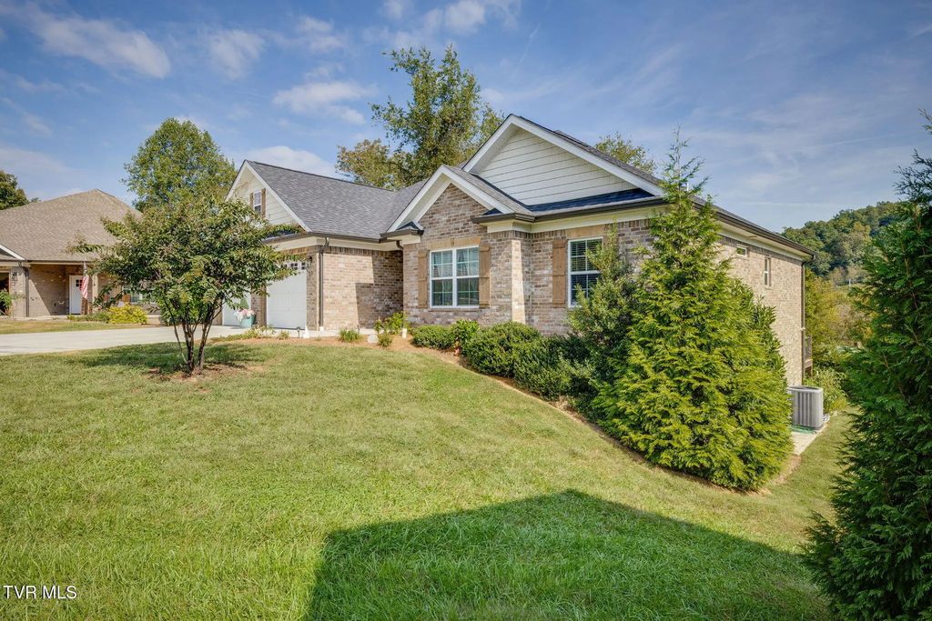 Save Icon Grey 59 Alden Lane, Gray Property Listing: MLS® #10001770