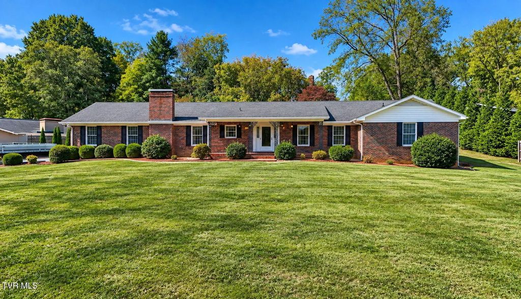 208 Sleepy Hollow Road, Bristol