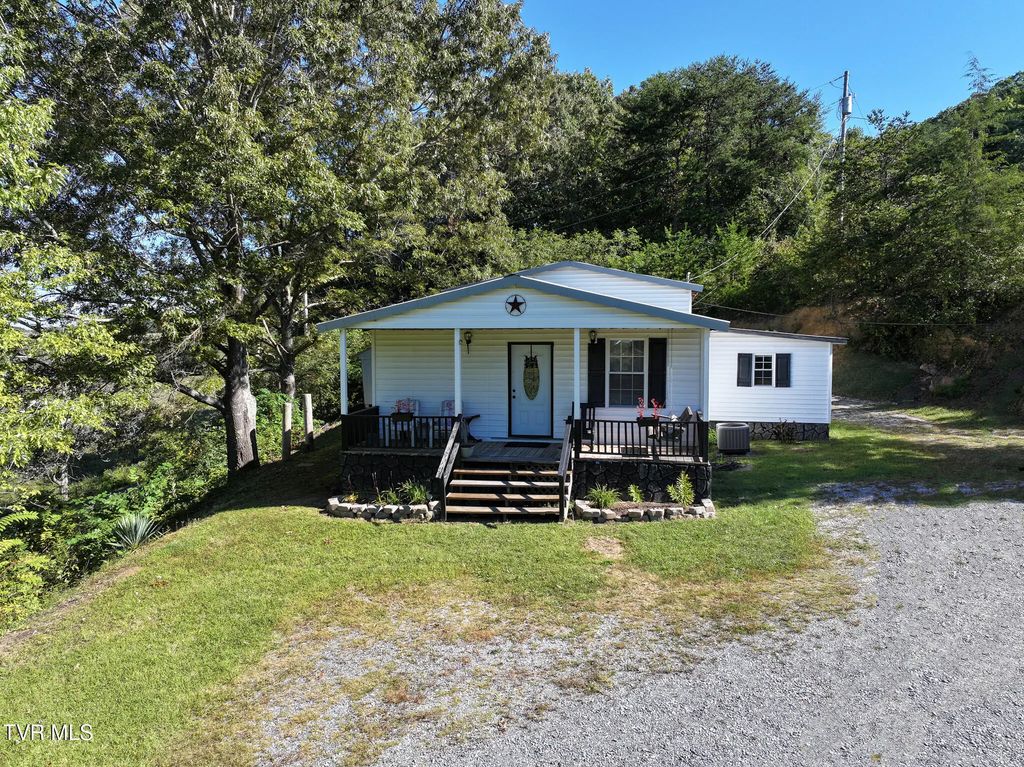 596 Duncan Lane, Chuckey