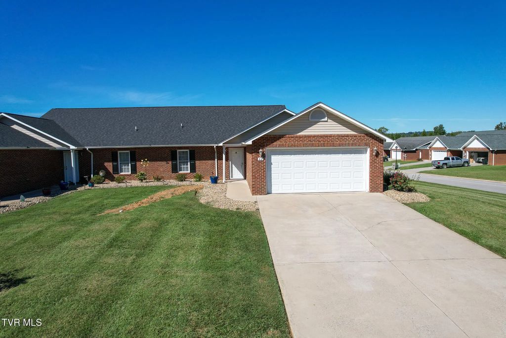 82 Clear Mountain Trail 1, Greeneville