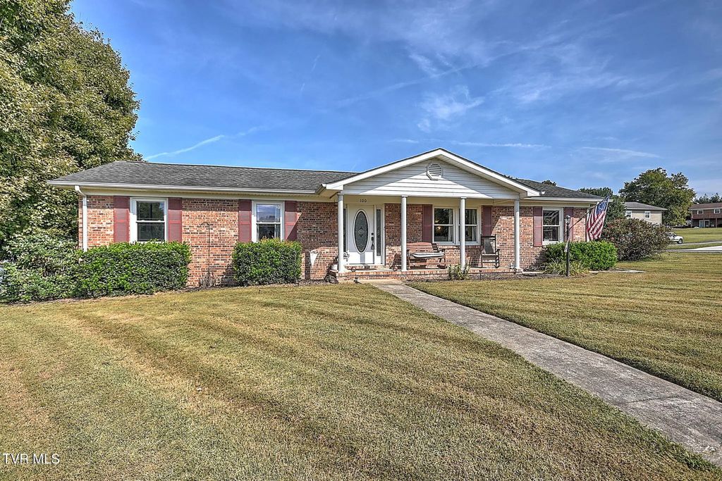 100 Royal Oak Drive, Blountville