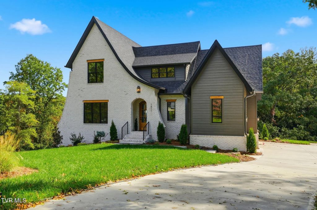 1811 Millbrook Drive, Johnson City