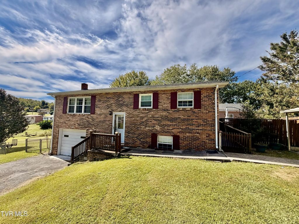 465 Choctaw Drive, Chuckey