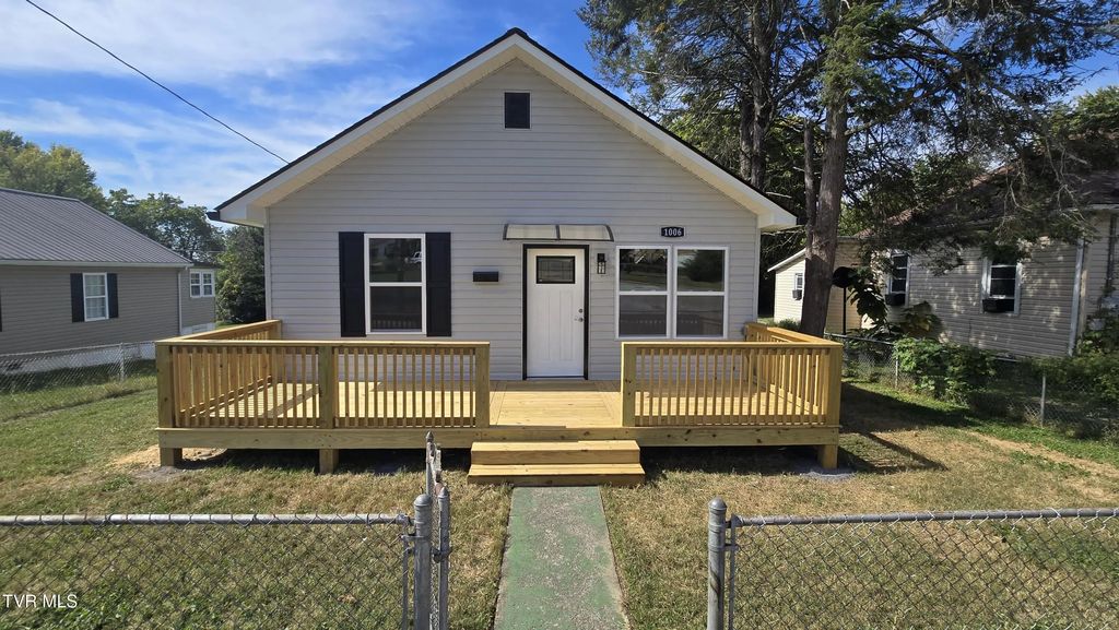 1006 Myrtle, Kingsport