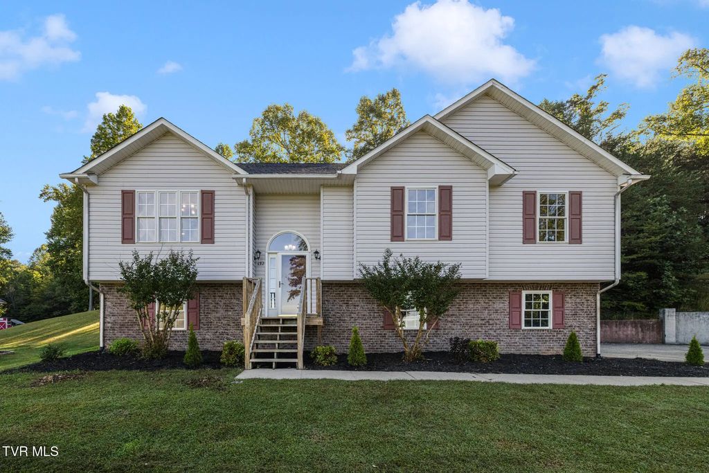 132 Elizabeth Ann Circle, Bluff City