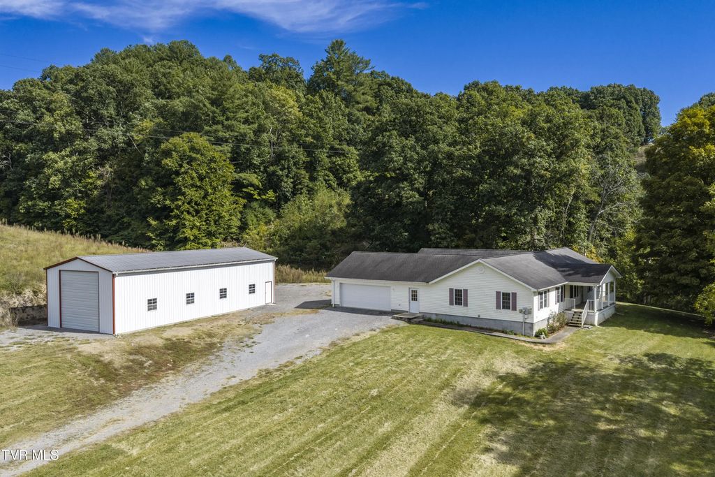 775 Bristol Caverns Highway, Bristol