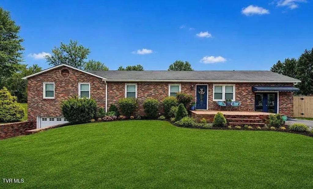 500 Sunnyvale Drive, Johnson City