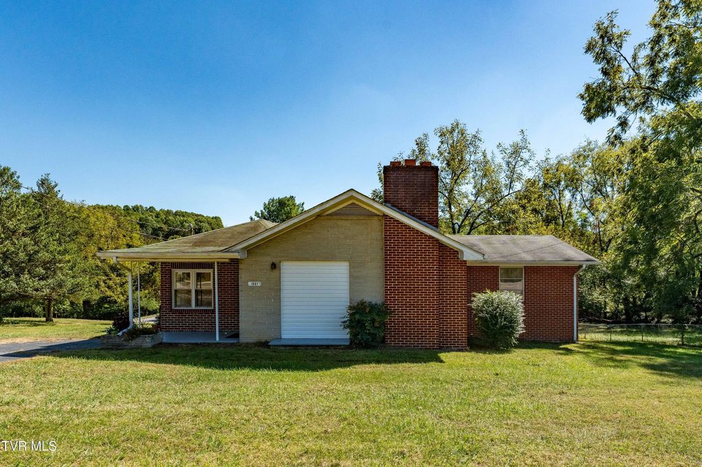 1601 Cherokee Road, Johnson City
