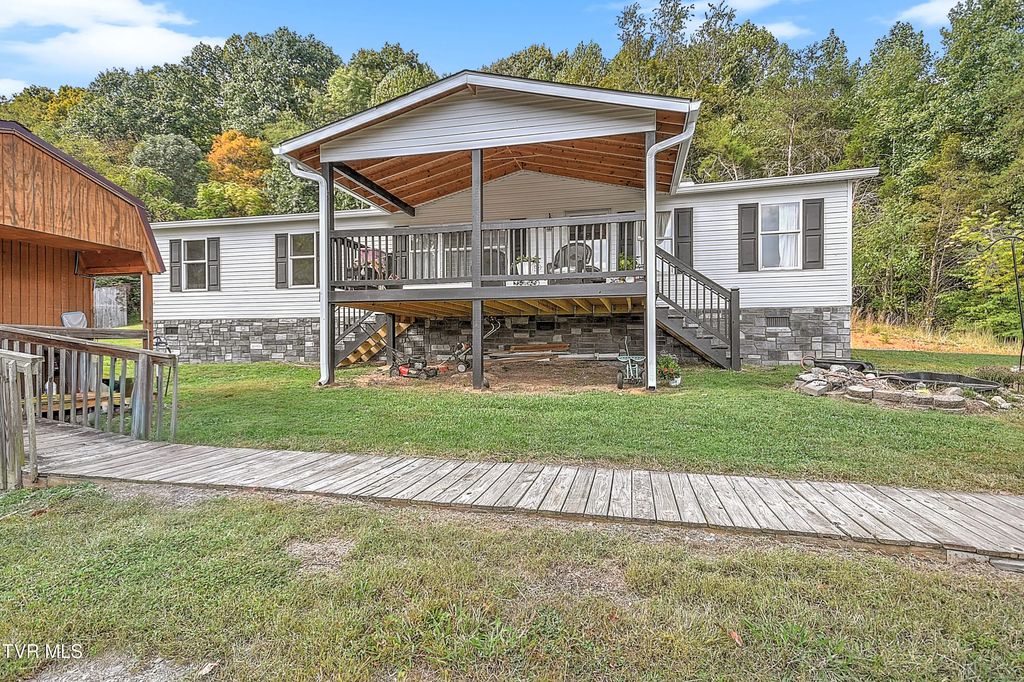359 Adams Chapel Road, Blountville