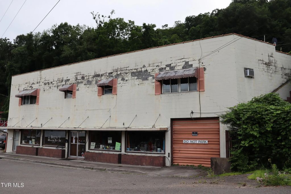 106 Kentucky Avenue A, Appalachia