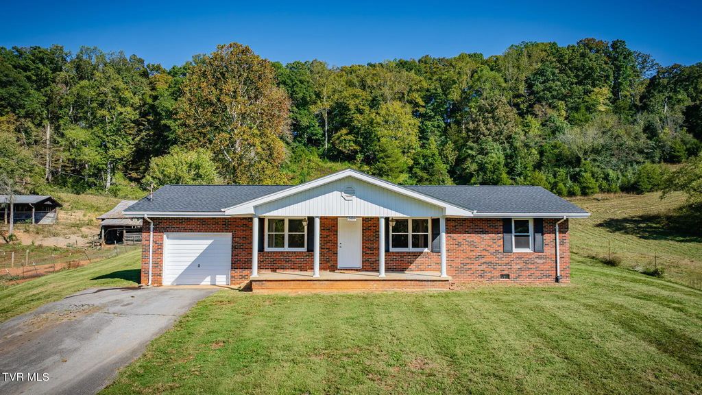 2422 Winegar Avenue, Kingsport