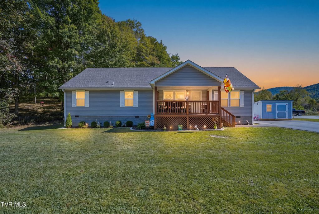 2240 Mountain Laurel Road, Norton