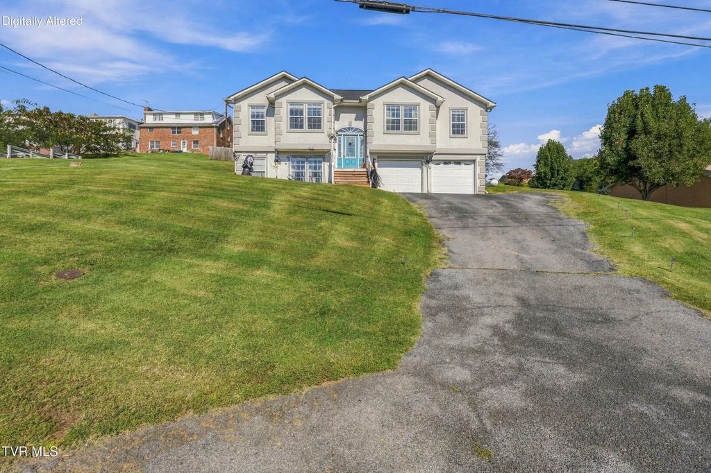 827 Midnight Drive, Chilhowie