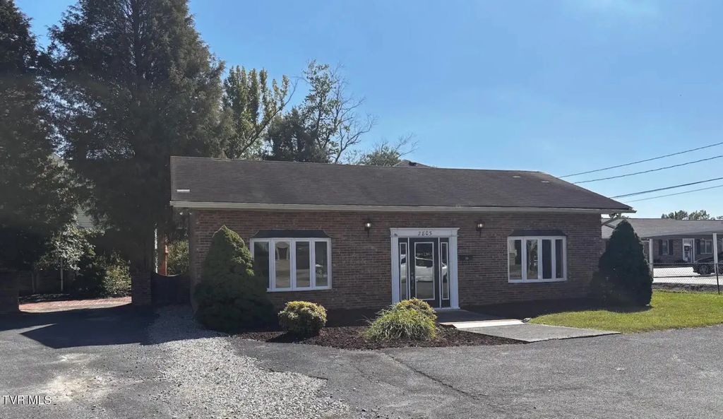 2805 East Center Street, Kingsport