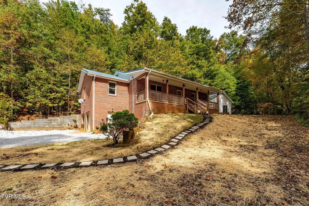 175 Richardson Hollow Road, Elizabethton