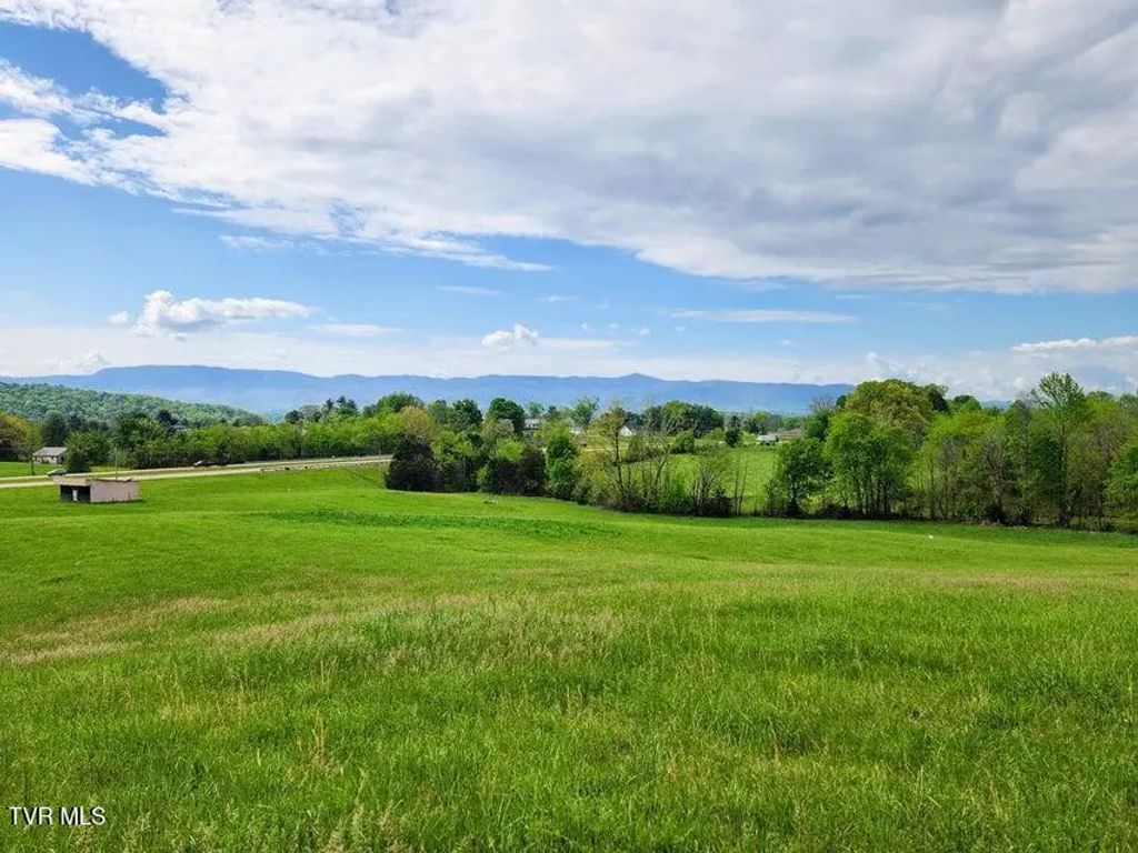 6795 East Andrew Johnson Highway, Chuckey