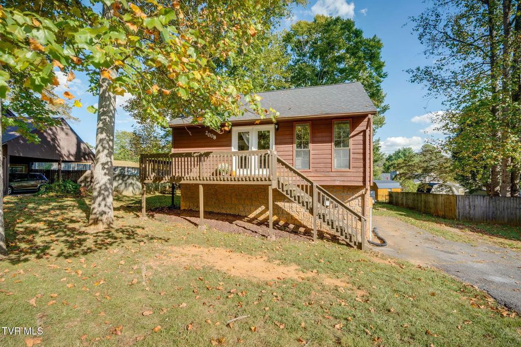 2008 Michael Drive, Johnson City