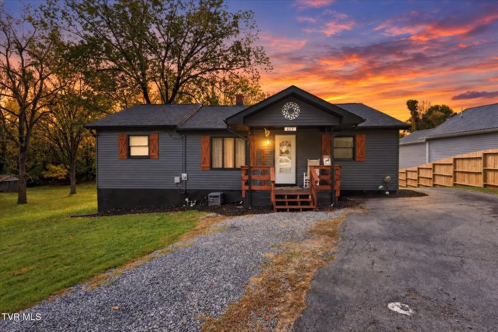 415 Hammond Avenue, Mount Carmel