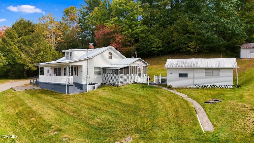 706 Poplar Street, Wise