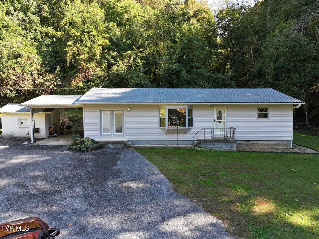 940 Bewleys Chapel Road, Midway