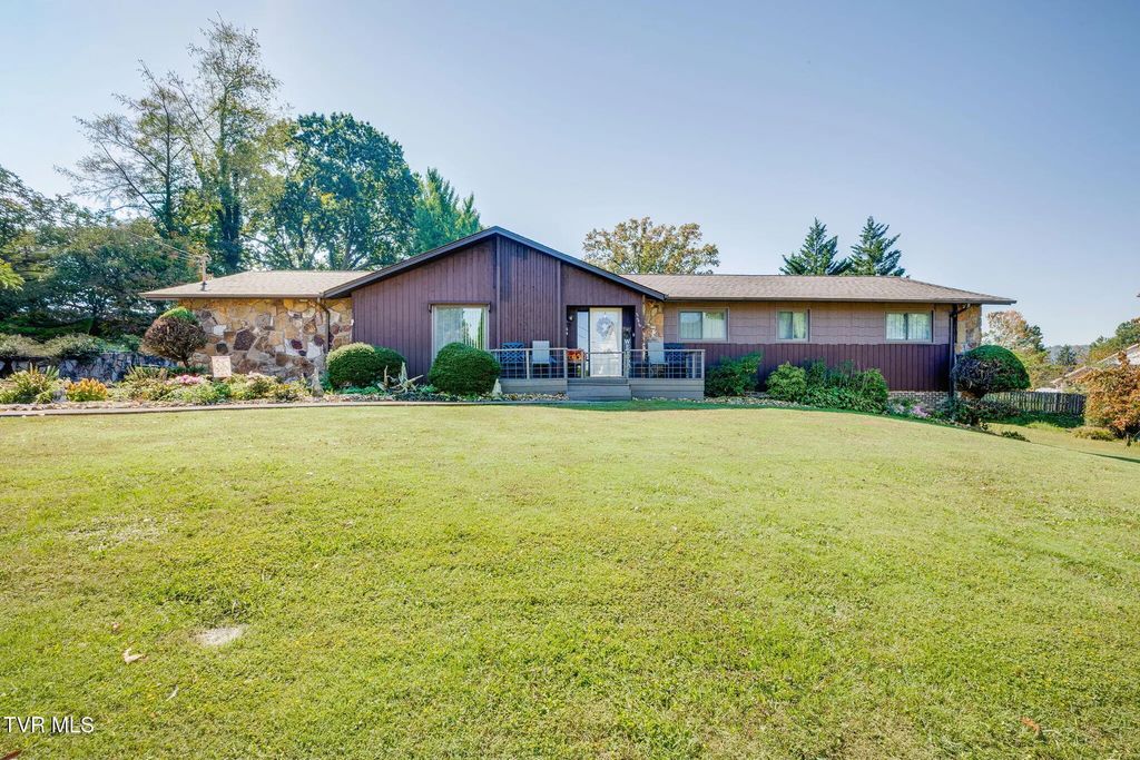 326 Claymore Drive, Kingsport